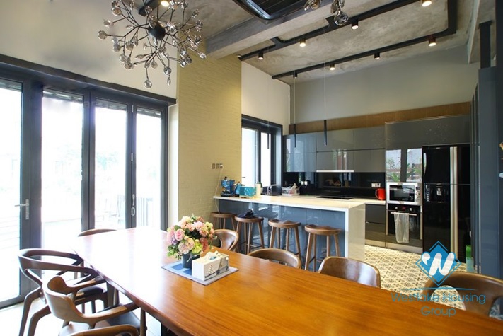 Beautiful villa for rent in Vinhomes Riverside, Hanoi